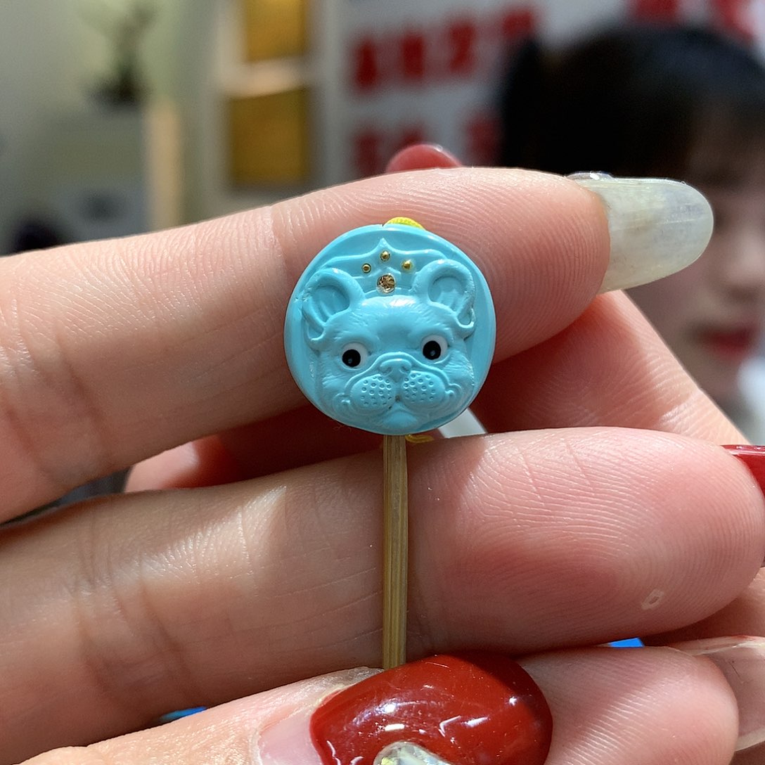 绿松石配饰未镶嵌