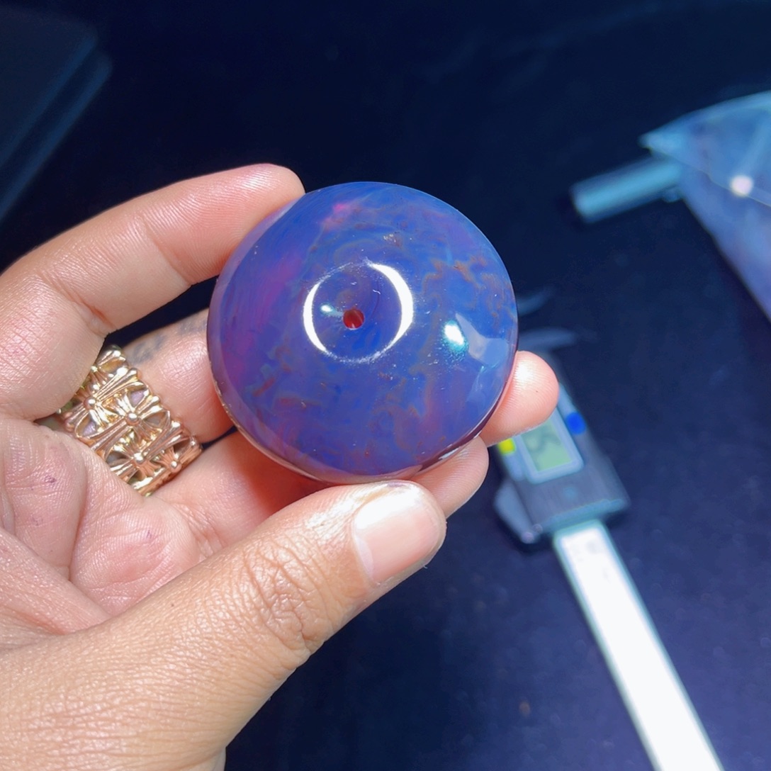 琥珀裸石未镶嵌琥珀