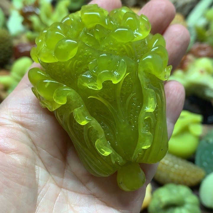 蛇纹石玉手把件未镶嵌