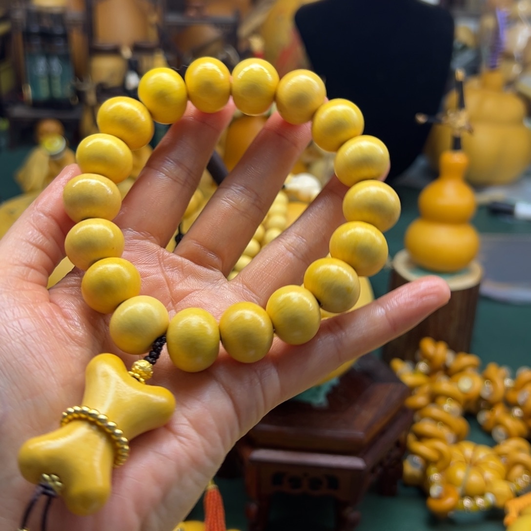 ****了大叶紫檀（黑酸枝木类）