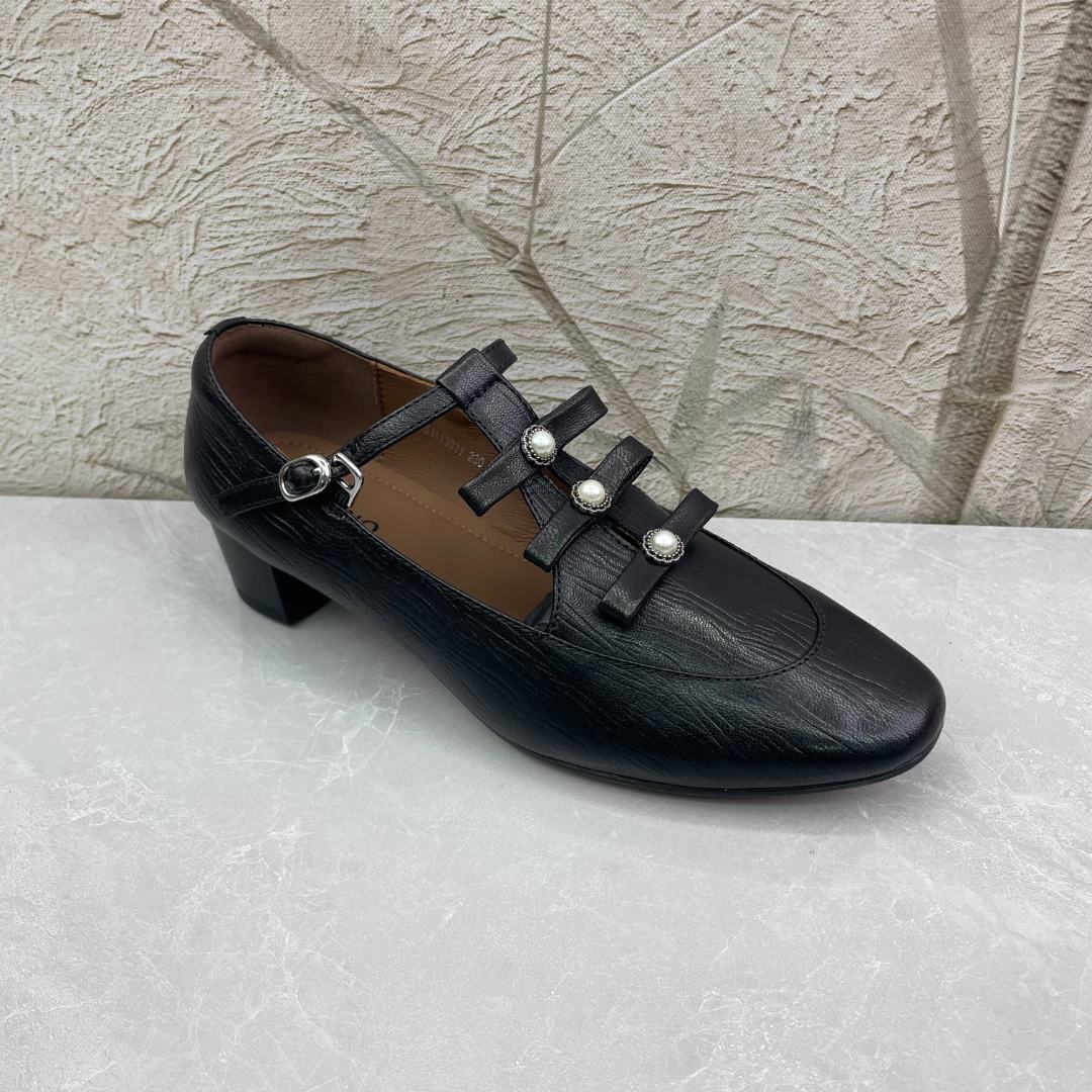 单鞋女 (羊皮) 13011(孤品) d区37/38码