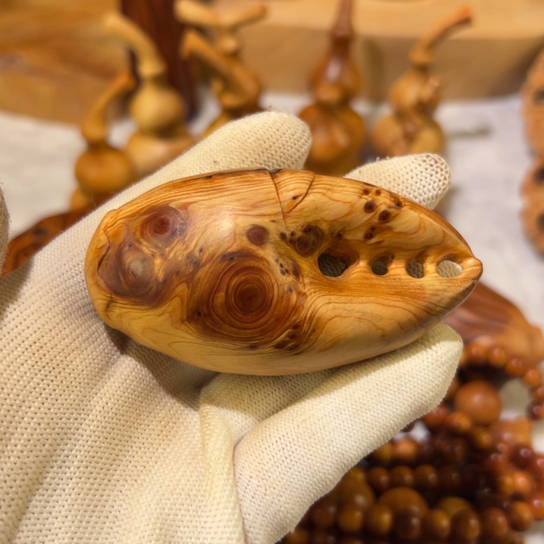 柏木（崖柏）光****裙蟹钳