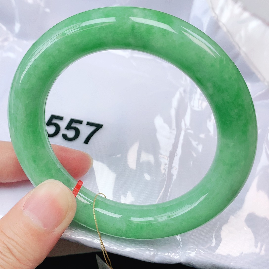 翡翠未镶嵌手镯抖音557