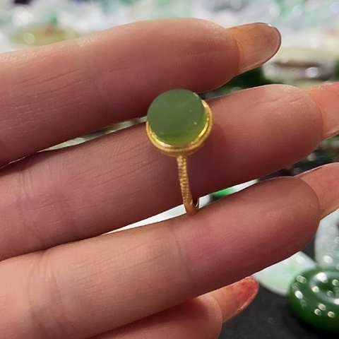 和田玉戒指未镶嵌