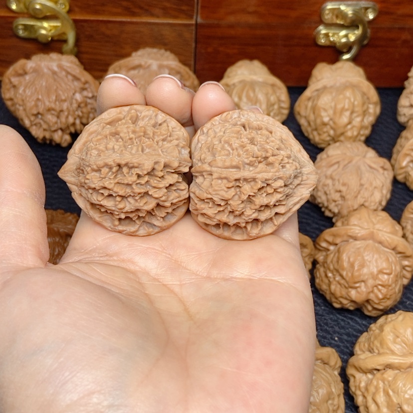 【闪购商品】文玩核桃吊坠满天星40