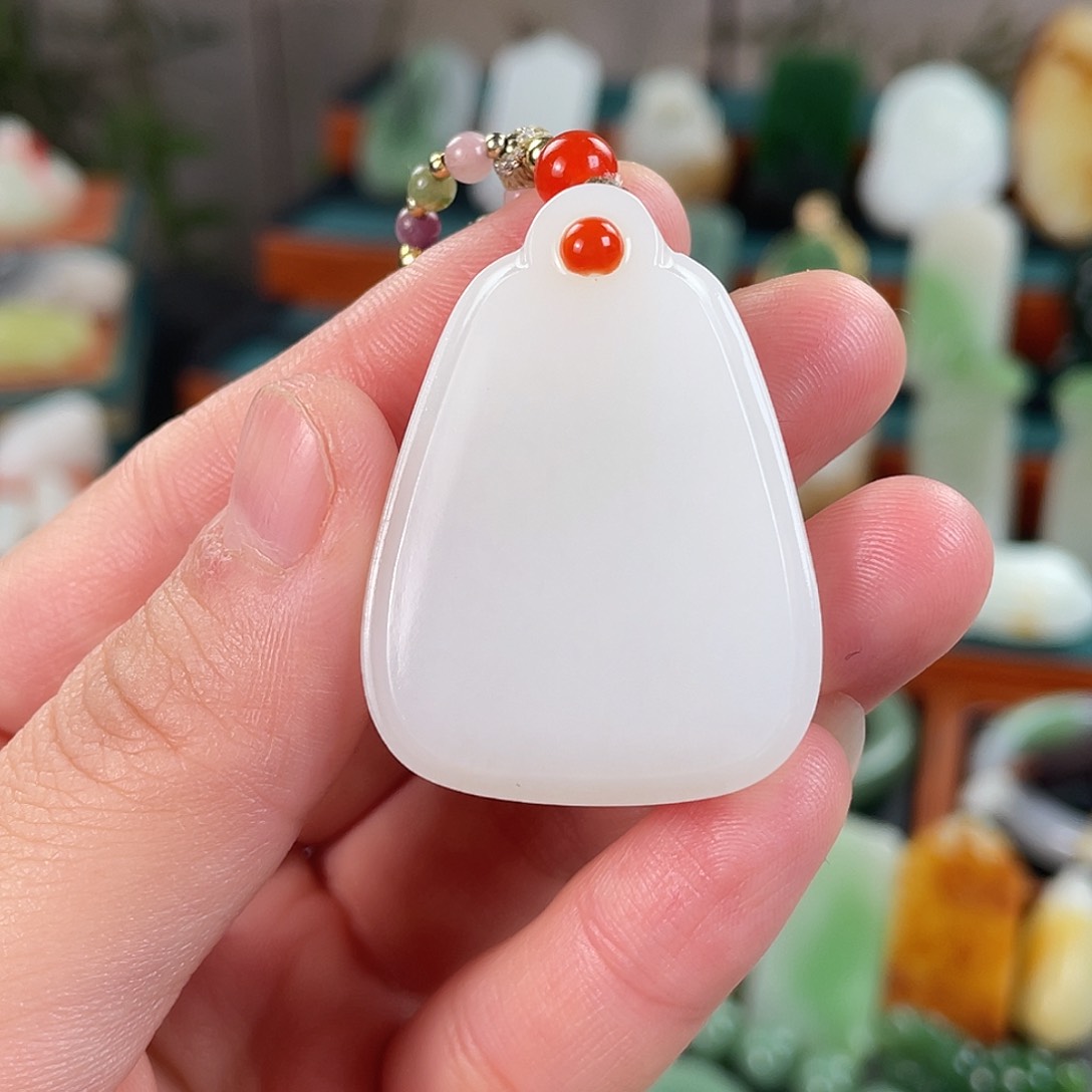 未镶嵌和田玉挂件