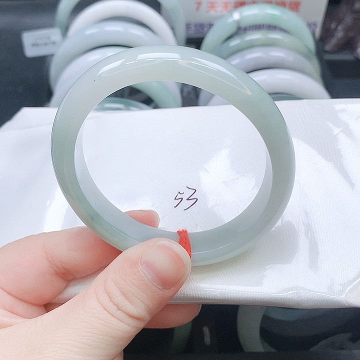 翡翠未镶嵌手镯46