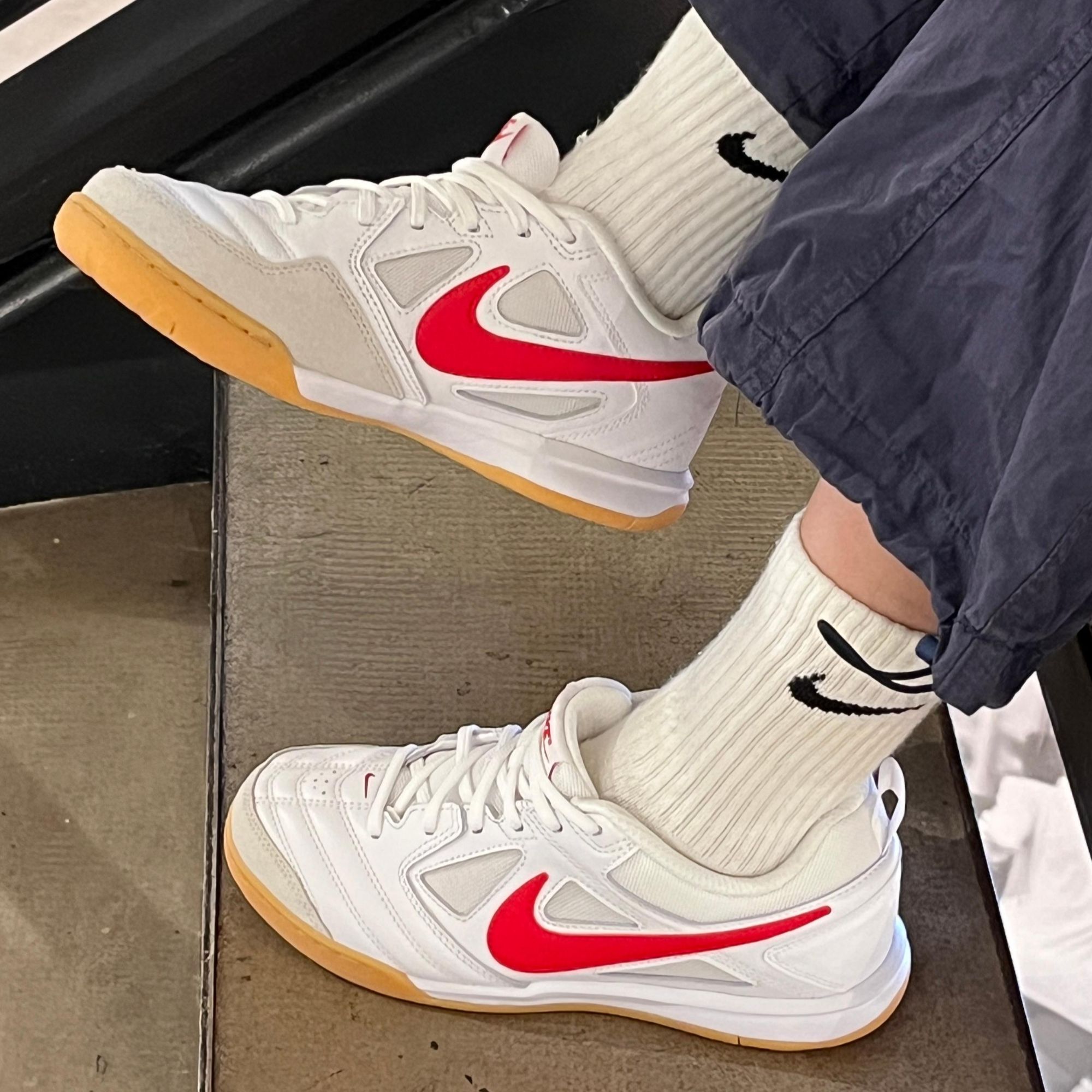 【滔搏联动】NIKE GATO (GS)低帮休闲运动鞋夏季HV9596-102