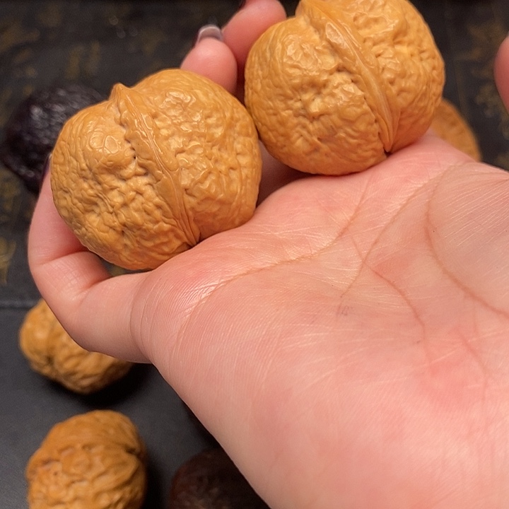 文玩核桃吊坠龙珠元宝43