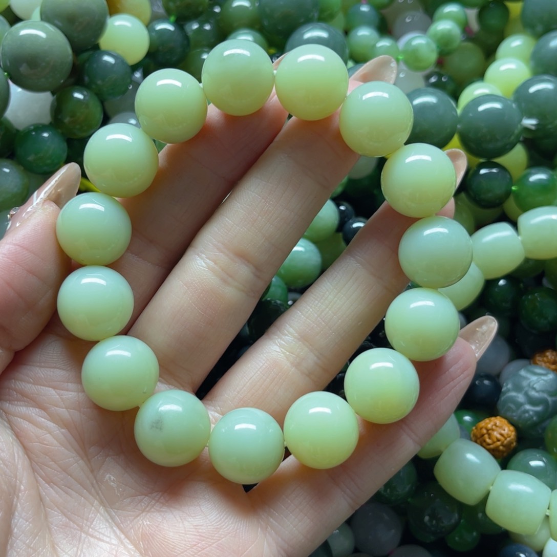 和田玉手串未镶嵌