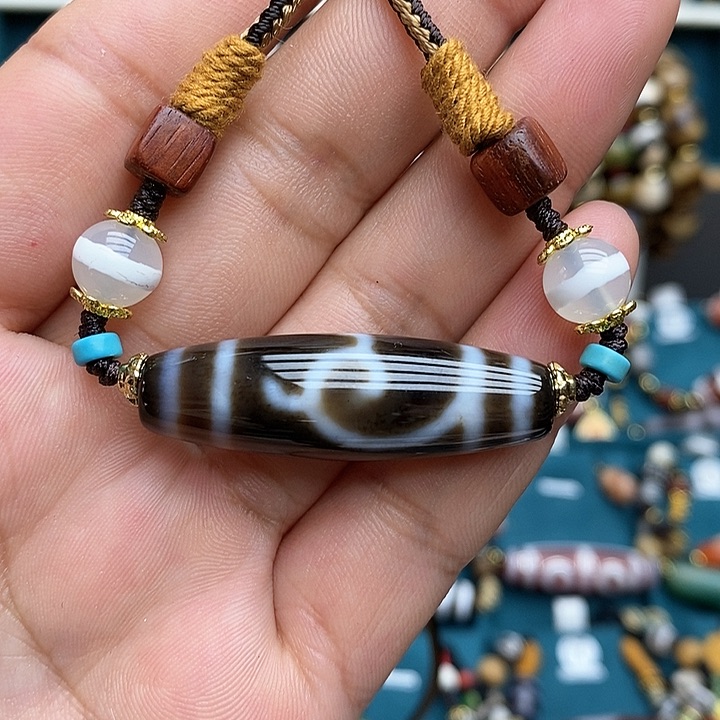 玛瑙/玉髓颈饰合金