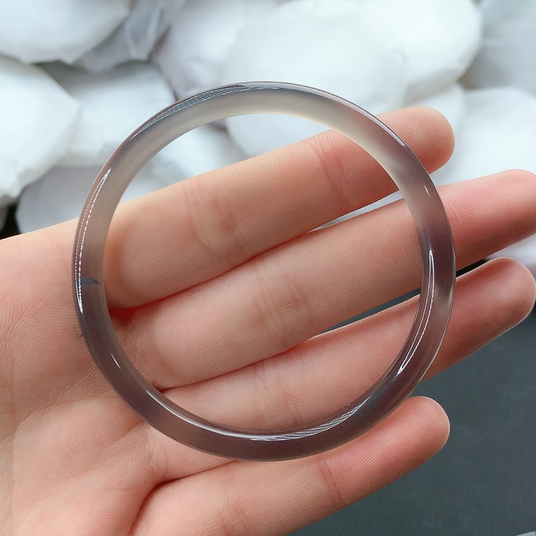 玛瑙/玉髓手镯未镶嵌59