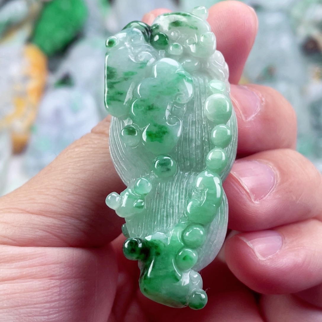 翡翠未镶嵌吊坠(不含链)