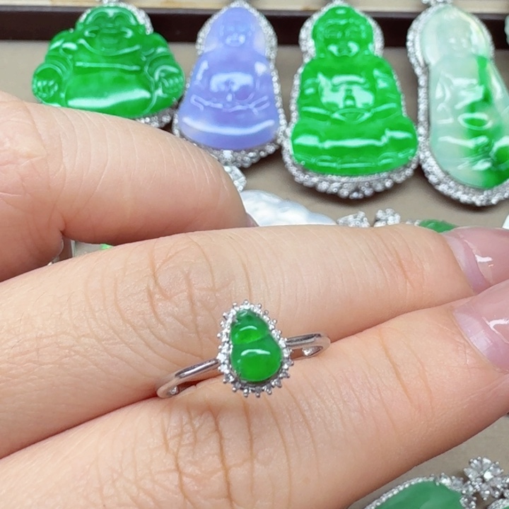 翡翠18K金镶嵌吊坠(不含链)戒指