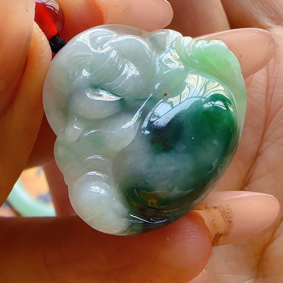 翡翠颈饰未镶嵌翡翠185