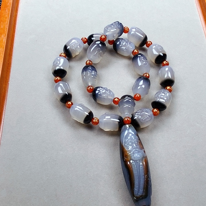 玛瑙/玉髓手持未镶嵌