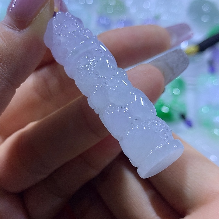 翡翠未镶嵌颈饰天然翡翠A货吊坠