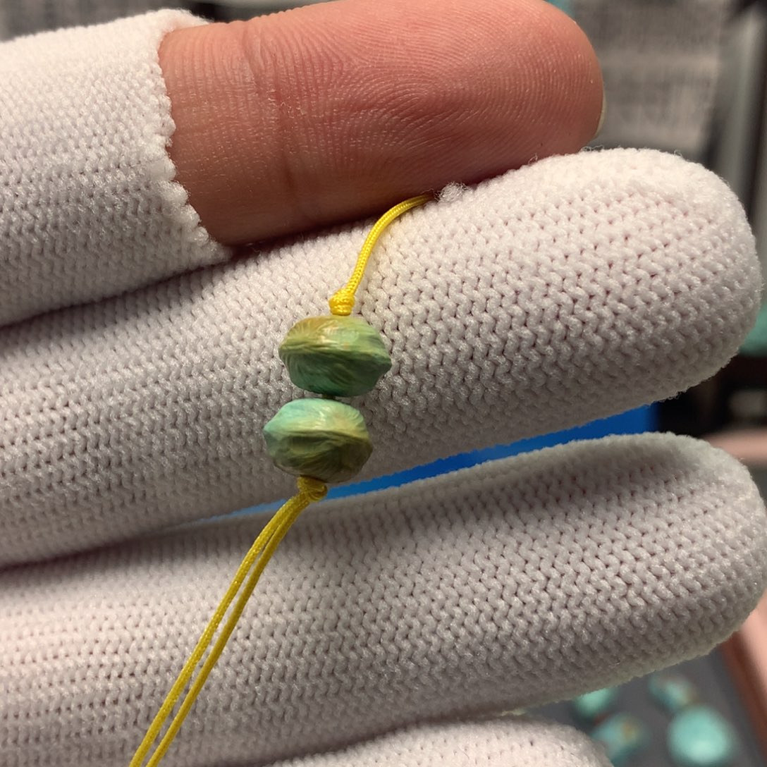 绿松石未镶嵌挂件