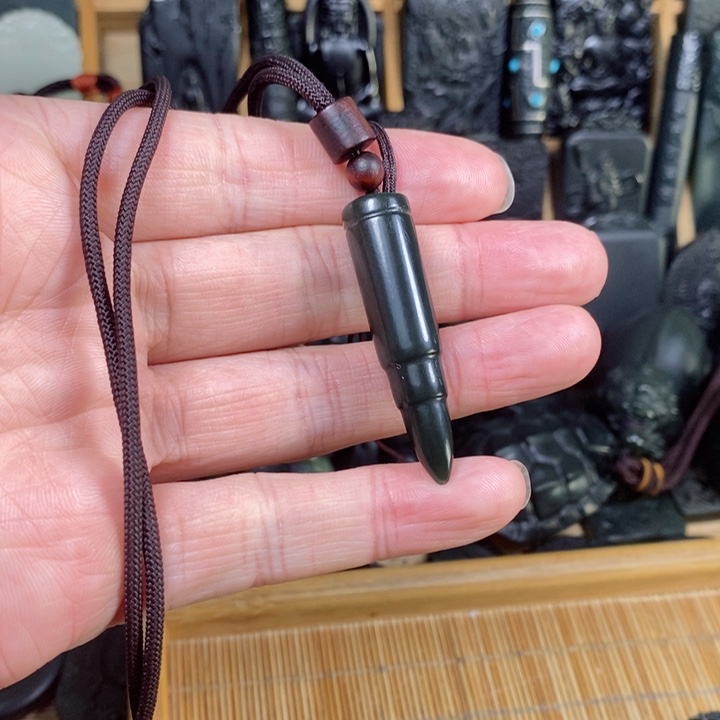 和田玉（青玉）颈饰未镶嵌