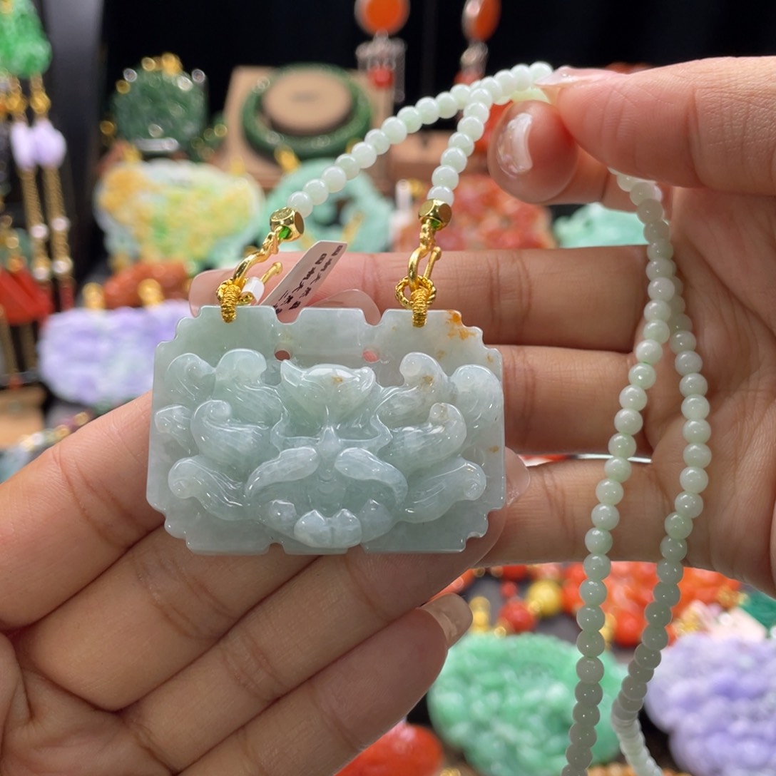 翡翠颈饰未镶嵌代编织