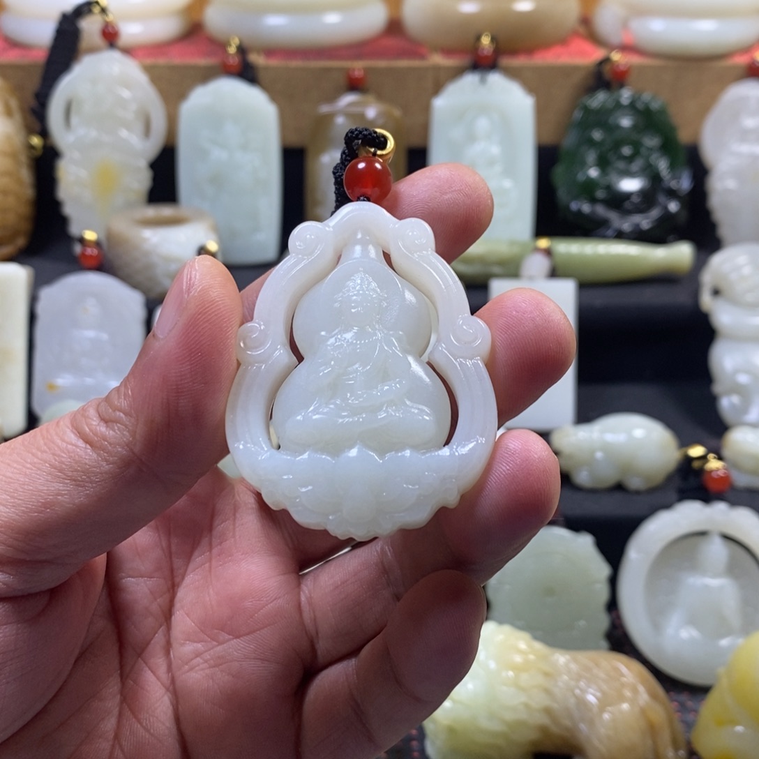 和田玉未镶嵌挂件