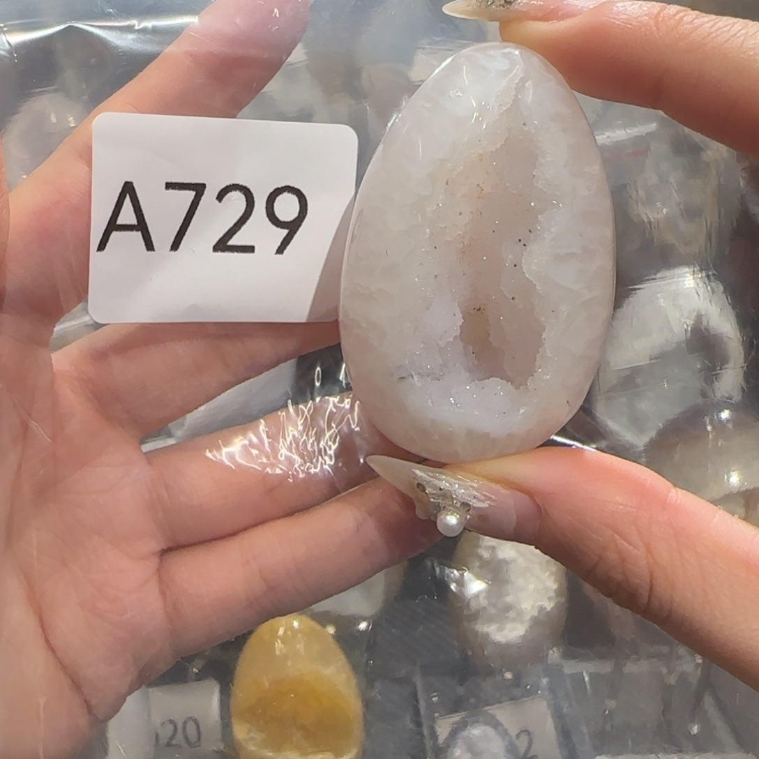 玛瑙/玉髓珠宝奇石未镶嵌