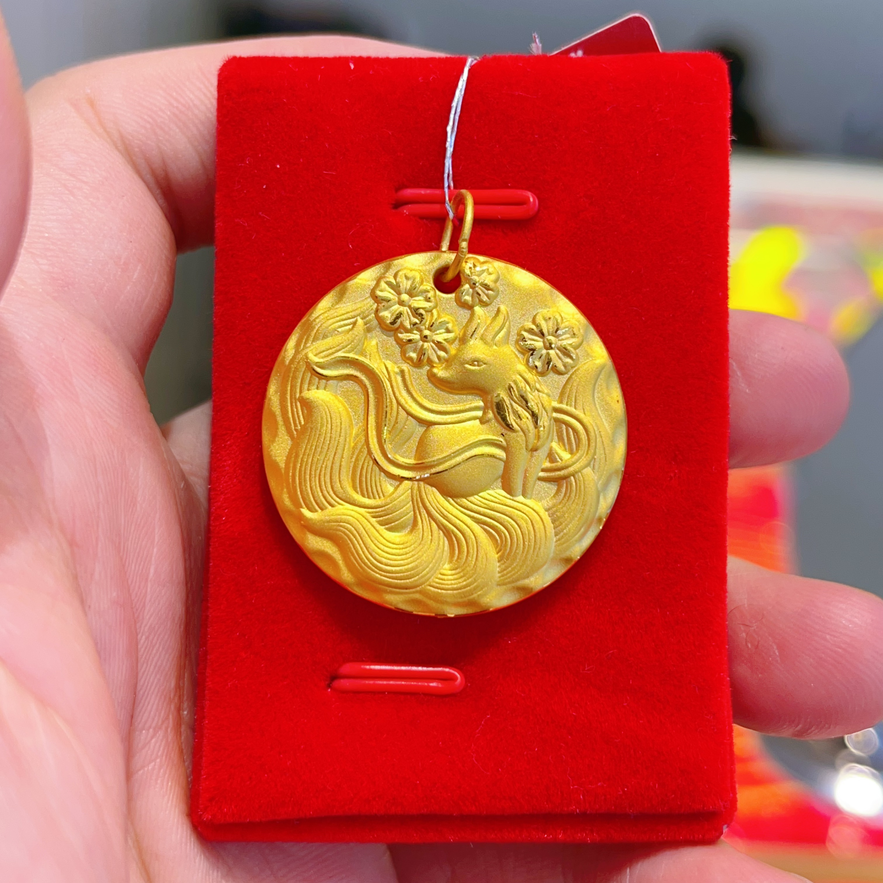 足金999桃花九尾狐圆牌吊坠 硬金工艺灵狐平安喜乐