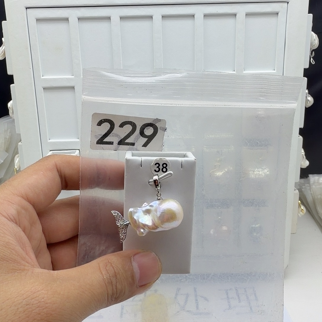 颈饰合金淡水珍珠