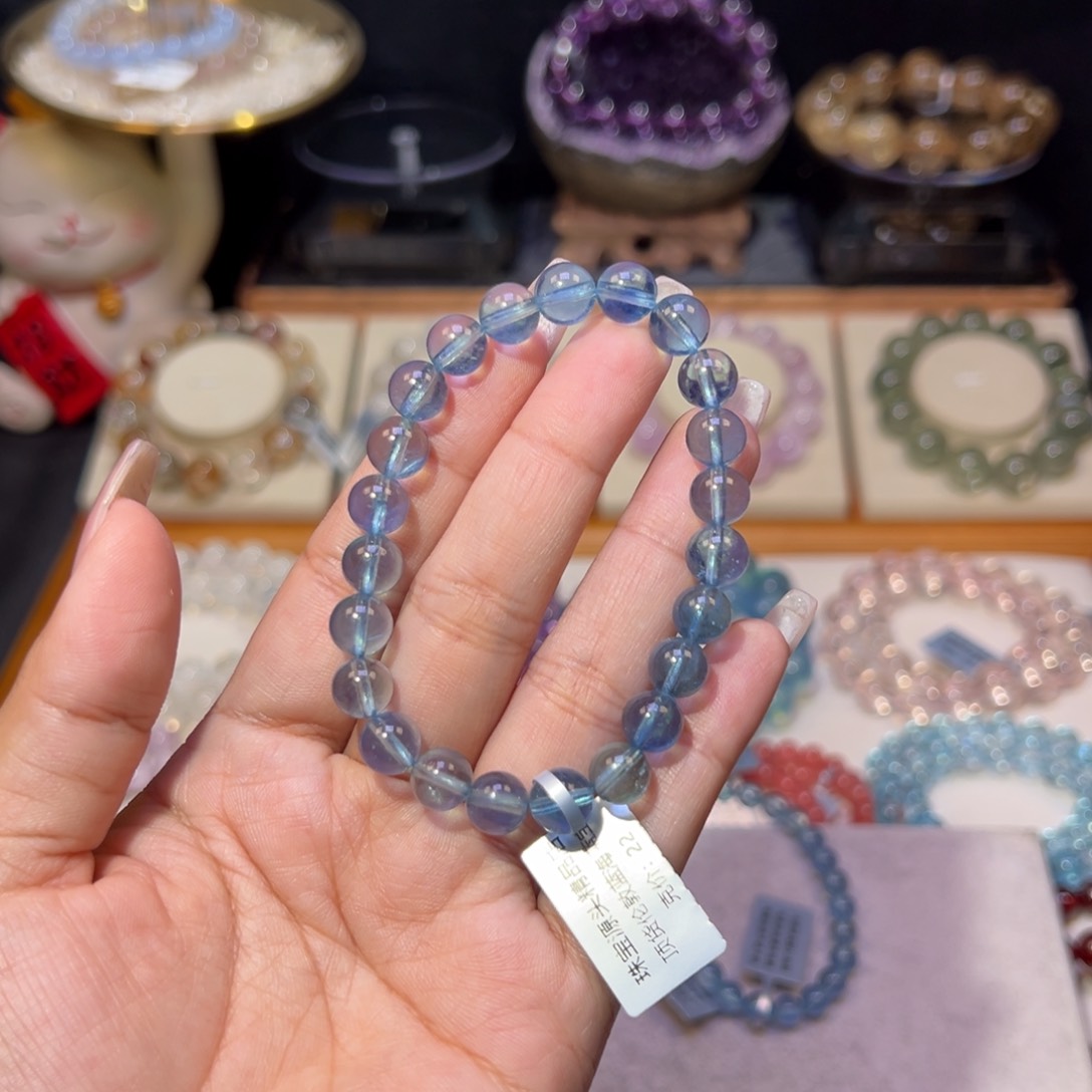 水晶手串未镶嵌芒**。海蓝宝8.3m m