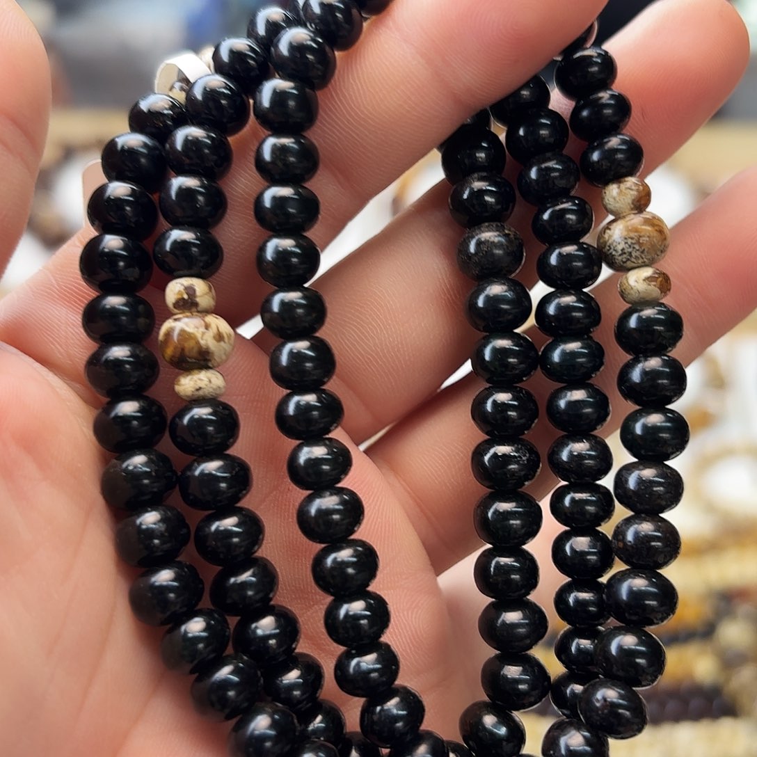 琥珀未镶嵌裸石七91498