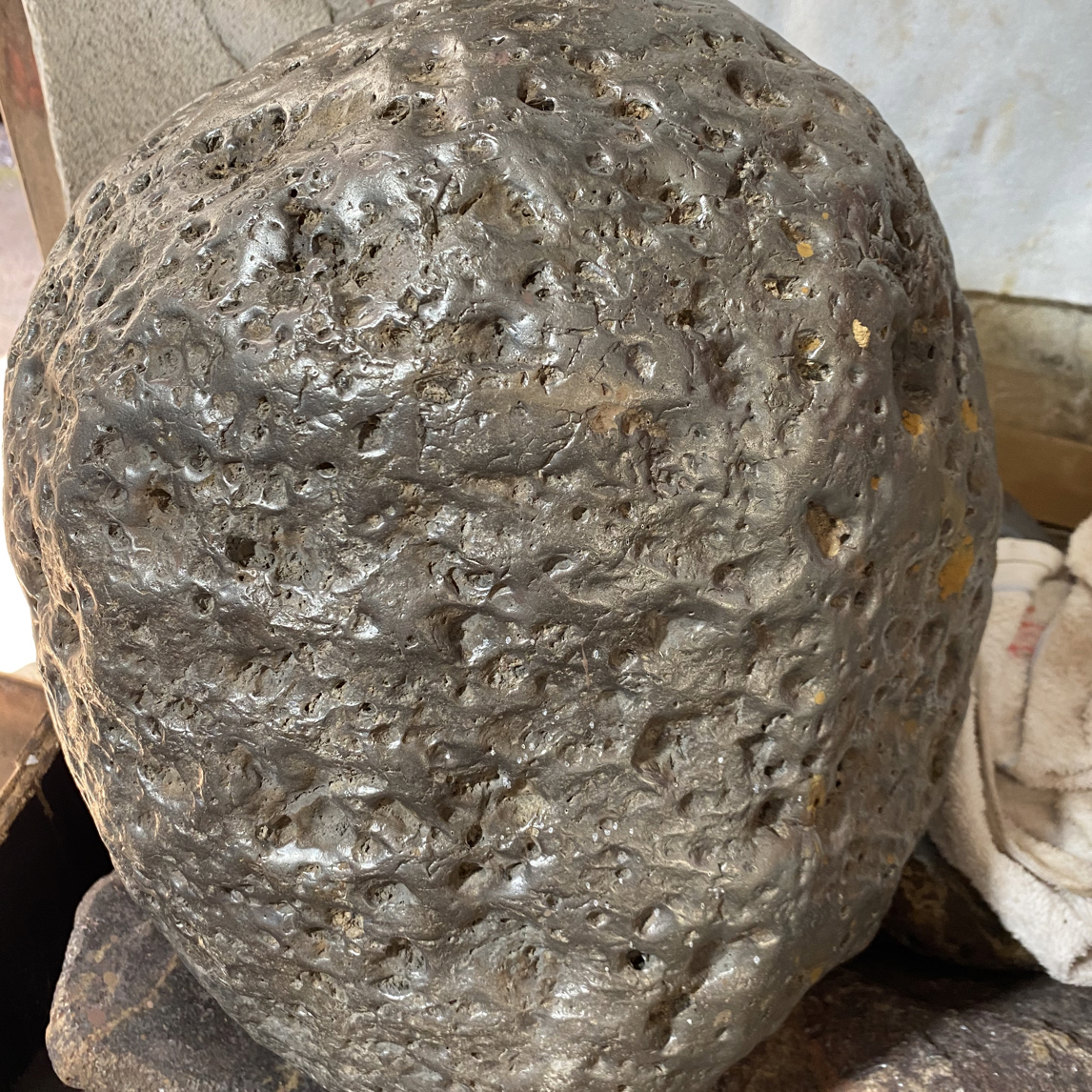 黄乡雨石，石陨石