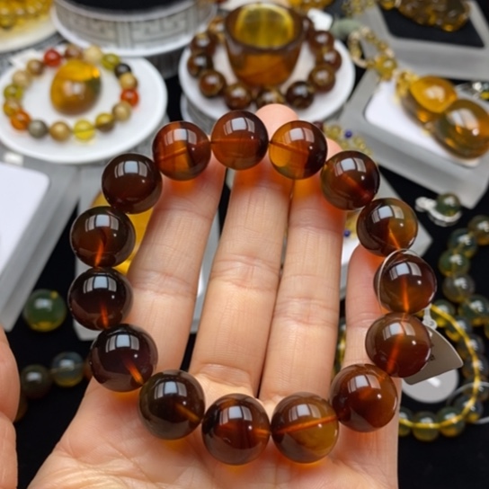 未镶嵌琥珀裸石缅甸琥珀