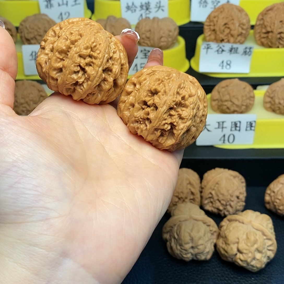 文玩核桃把件粗筋