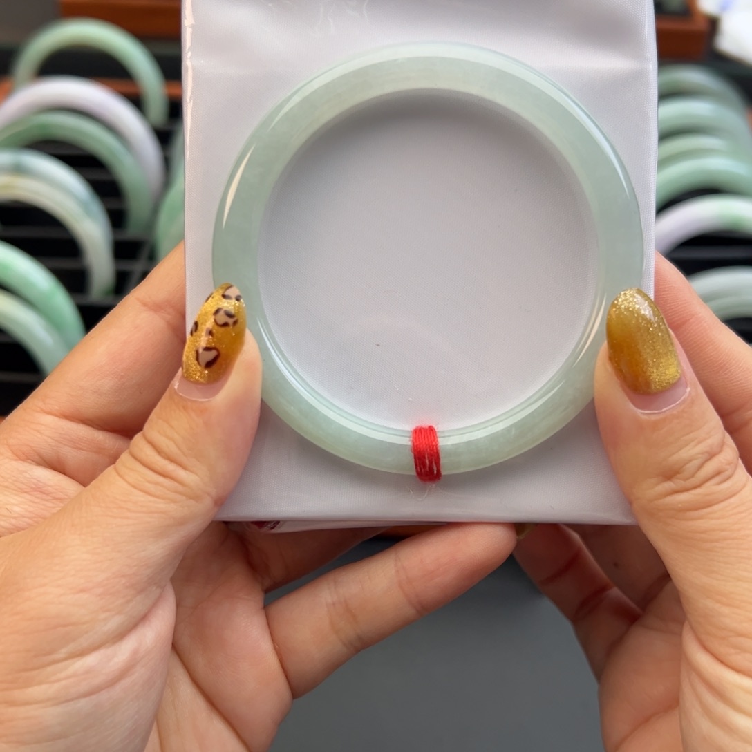 翡翠未镶嵌手镯54/55