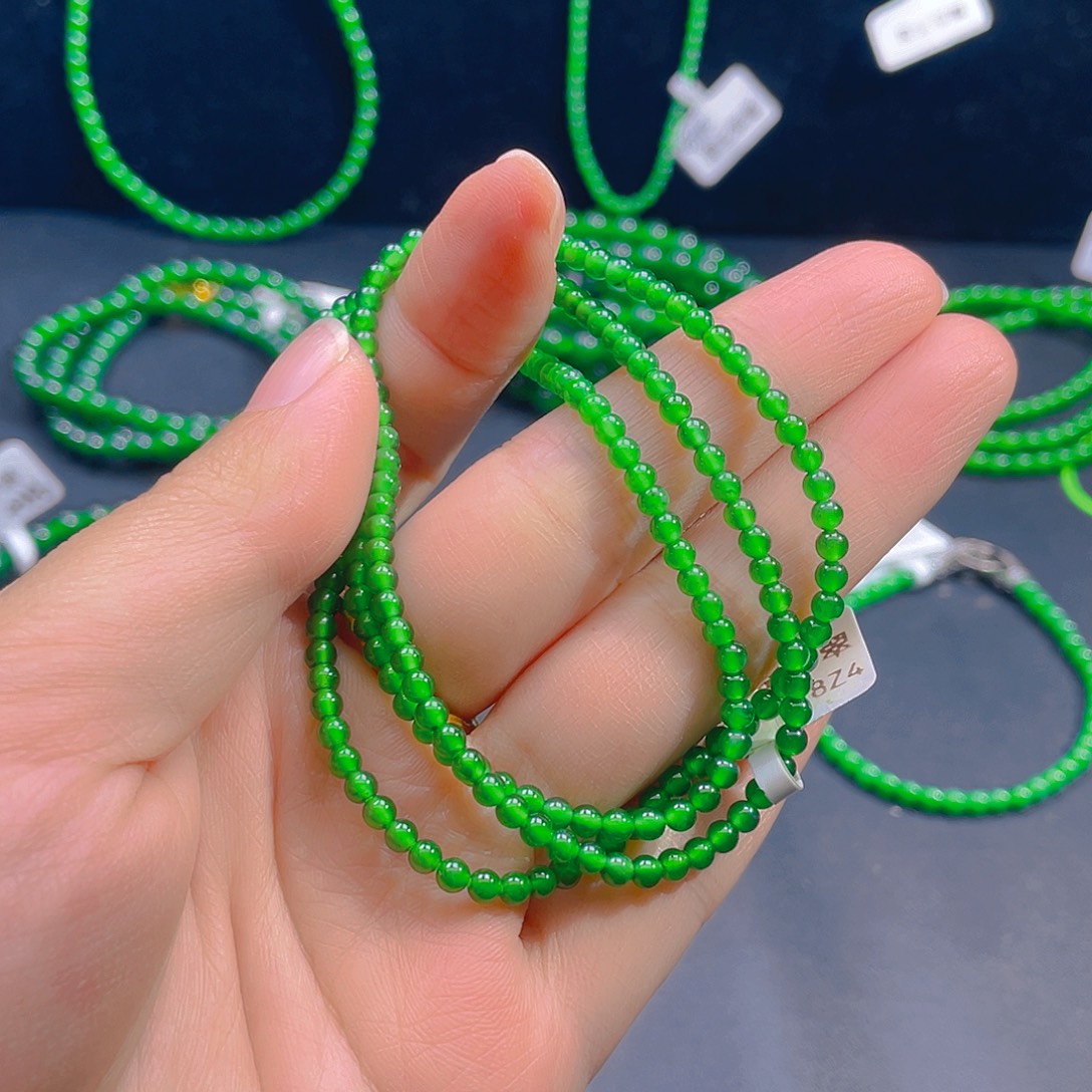 翡翠未镶嵌颈饰卡3