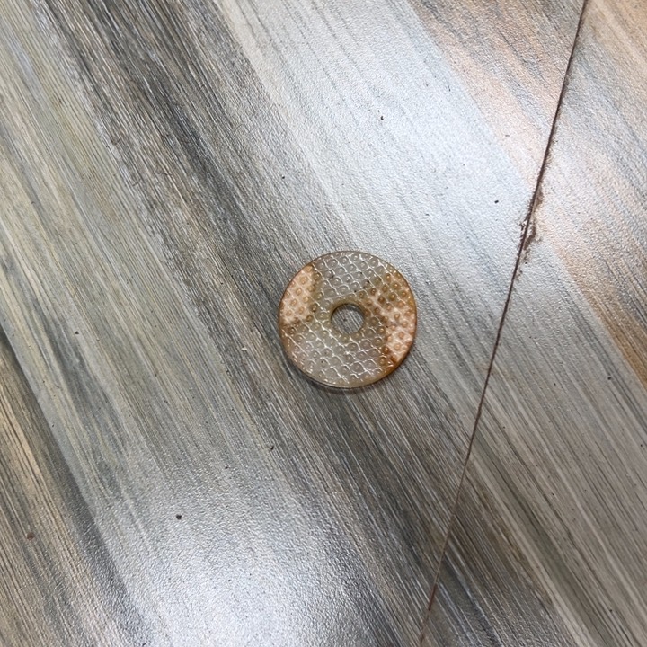 ****物和田玉（青白玉）未镶嵌挂件