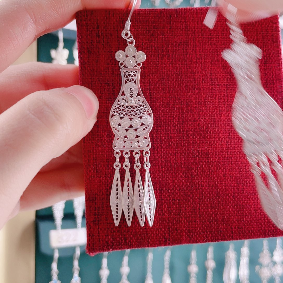 足银佰利银饰足银耳环花瓶