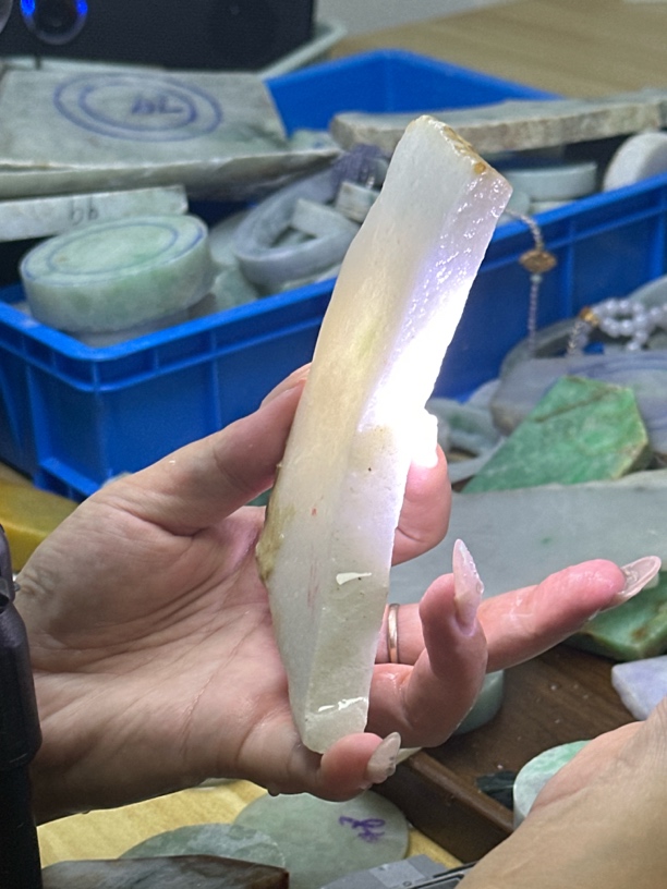 天然缅甸翡翠A货