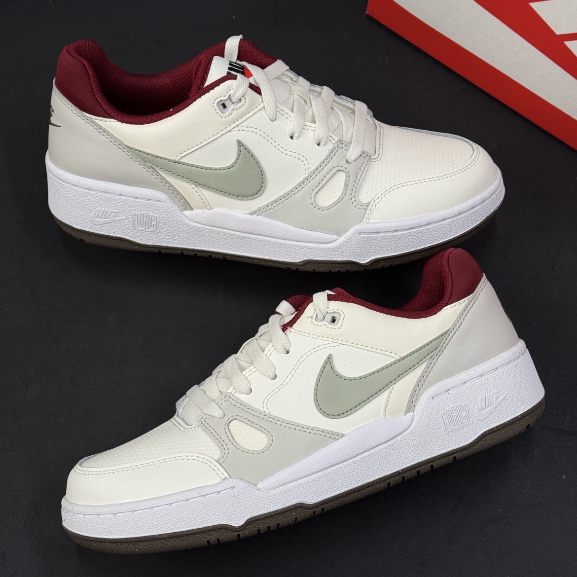 NIKE/耐克男子Full Force 「蛇年」舒适百搭低帮米色板鞋IB4612131