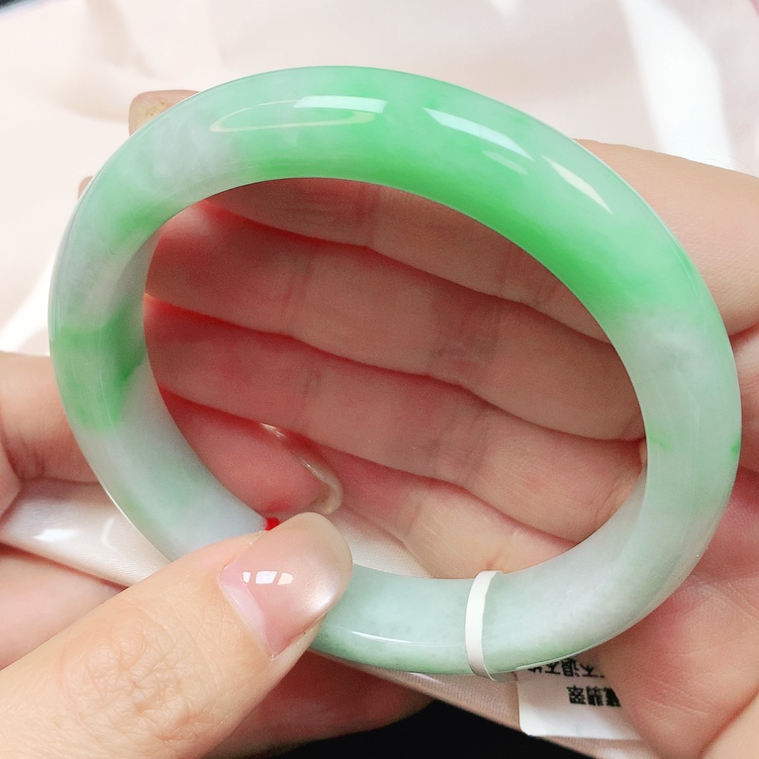 未镶嵌手镯翡翠抖音638