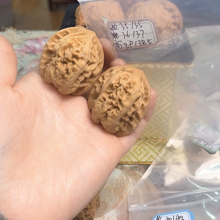 文玩核桃把件马蹄