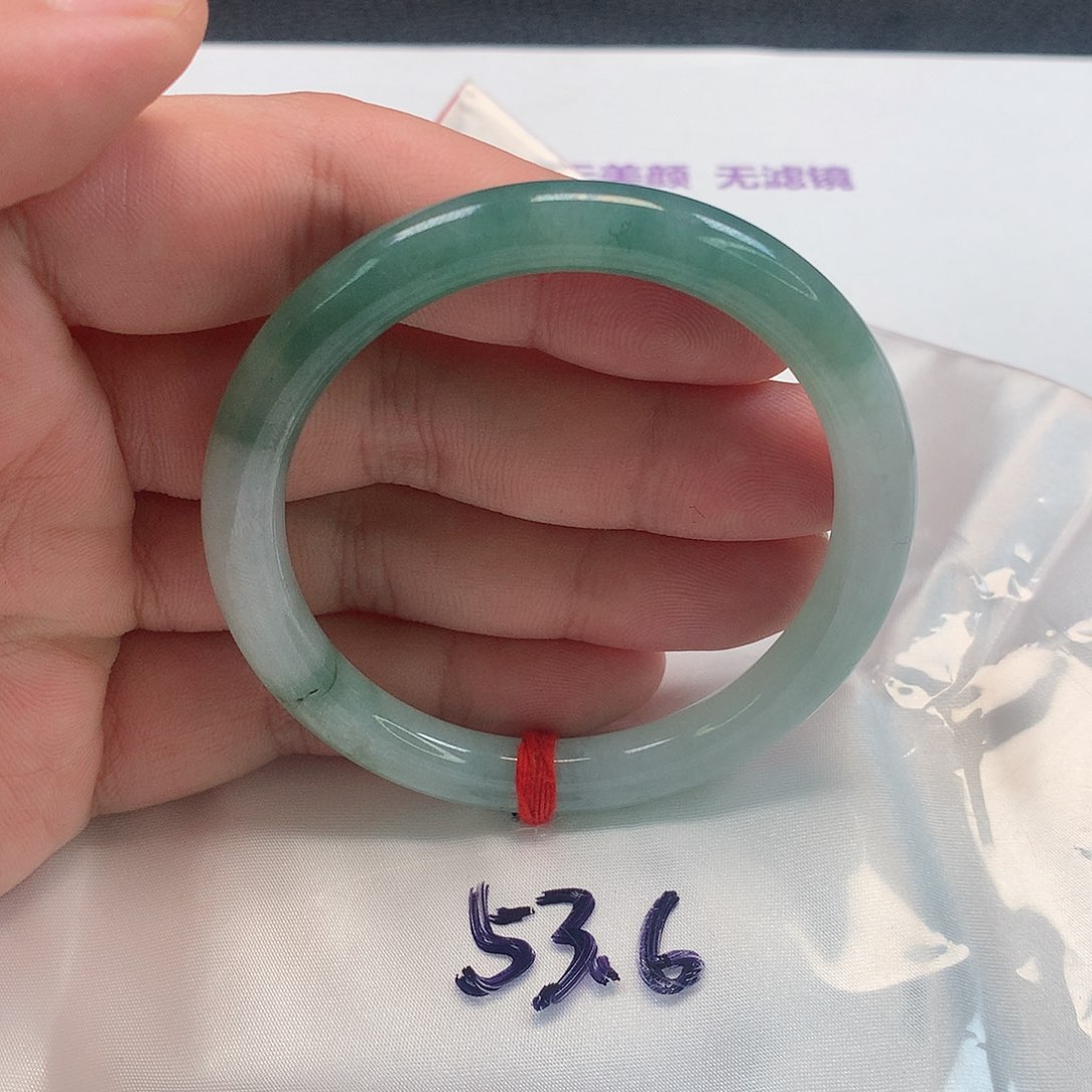 翡翠手镯（圆镯）未镶嵌321号
