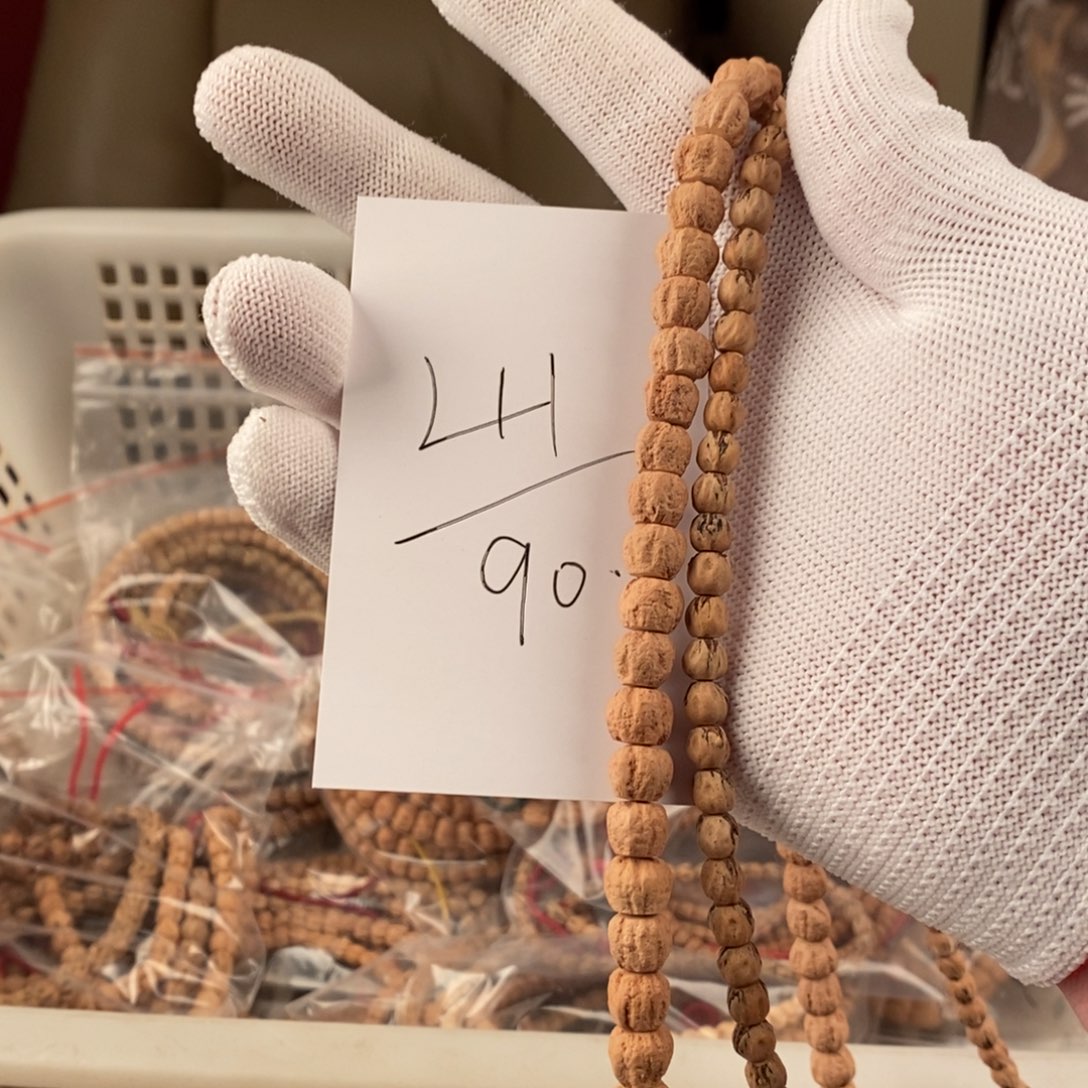 柏香籽/百香籽手串山**娃