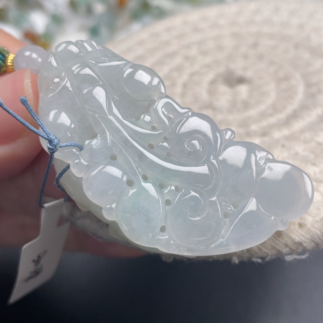 翡翠未镶嵌颈饰天然A货缅甸翡翠