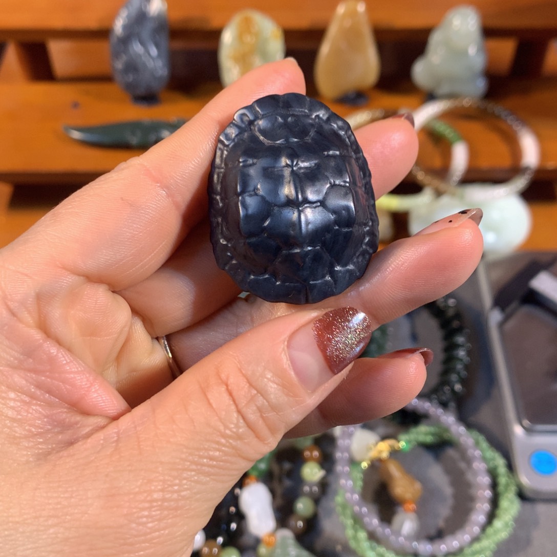 和田玉（糖玉）颈饰未镶嵌