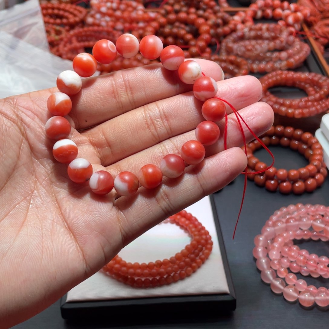 南红玛瑙手链未镶嵌