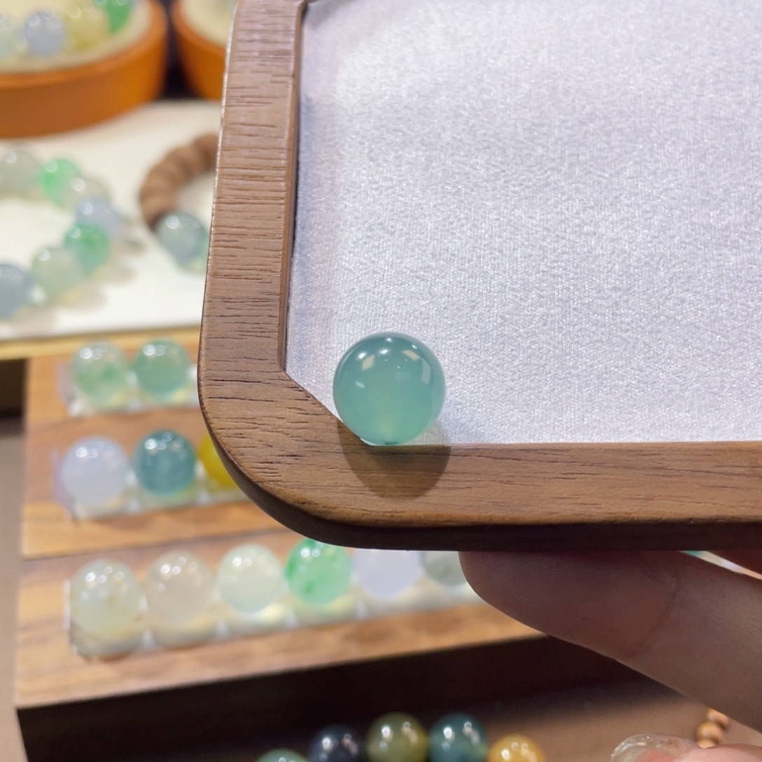 翡翠手链未镶嵌冰胶蓝