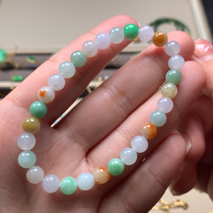 翡翠手链未镶嵌翡翠