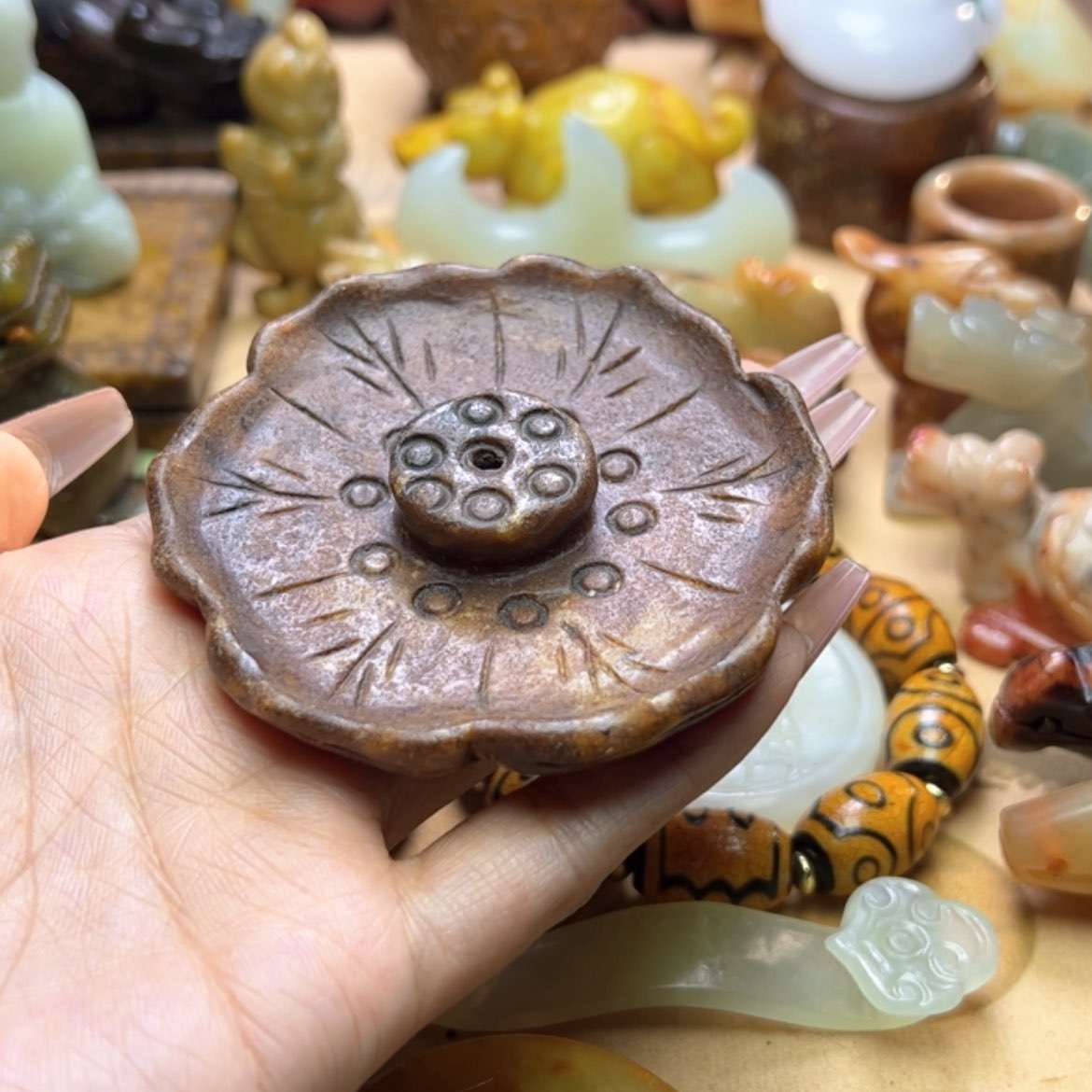 【闪购商品】蛇纹石玉颈饰未镶嵌