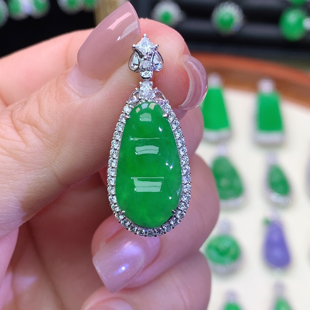 翡翠18K金镶嵌吊坠(不含链)